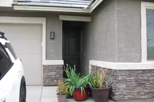 7725 S Crested Spring Dr, Tucson, AZ 85757 - Photo 4