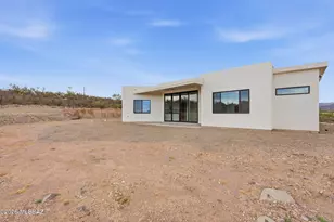 1786 Peralta Ct, Rio Rico, AZ 85648 - Photo 12