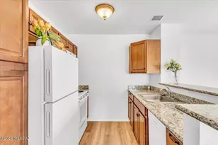 7623 E Callisto Cir, Tucson, AZ 85715 - Photo 10