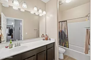 301 W Vista Monte Dr, Corona de Tucson, AZ 85641 - Photo 16