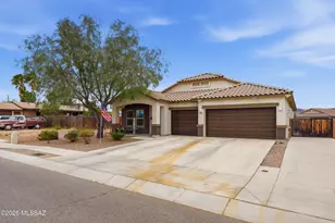 301 W Vista Monte Dr, Corona de Tucson, AZ 85641 - Photo 2