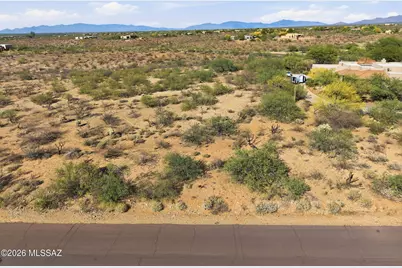 475 E Bent Branch Place #7, Green Valley, AZ 85614 - Photo 1
