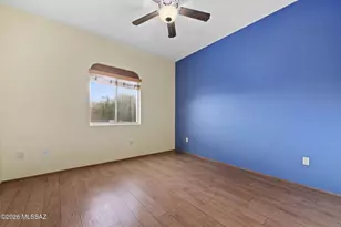 8070 W Crowned Eagle Ct, Tucson, AZ 85757 - Photo 32