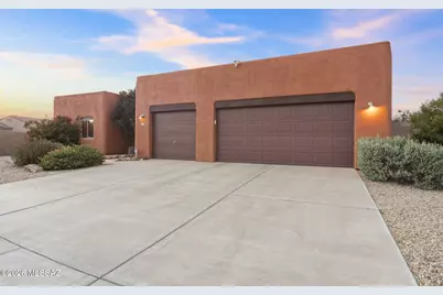 8070 W Crowned Eagle Court, Tucson, AZ 85757 - Photo 4