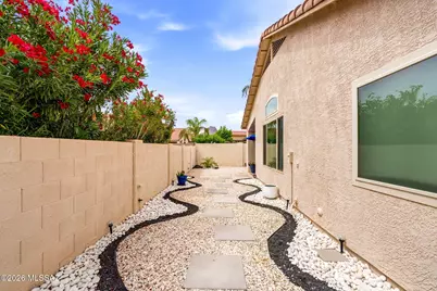 6943 W Harcuvar Drive, Tucson, AZ 85743 - Photo 34