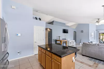 6943 W Harcuvar Drive, Tucson, AZ 85743 - Photo 14