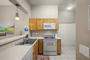 13211 N Lost Artifact Ln, Oro Valley, AZ 85755 - Photo 10