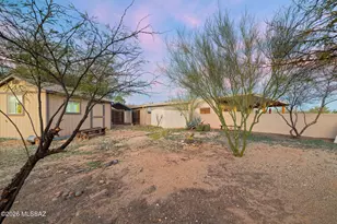 1641 W Chapala Dr, Tucson, AZ 85704 - Photo 32