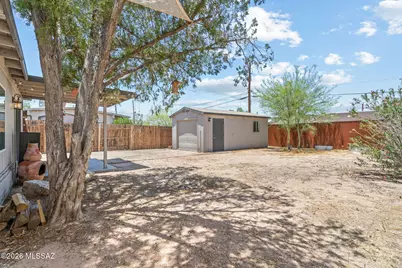 2819 E Edison Street, Tucson, AZ 85716 - Photo 32