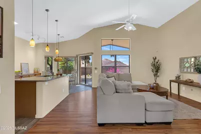 658 E Spanish Steps Drive, Tucson, AZ 85748 - Photo 4