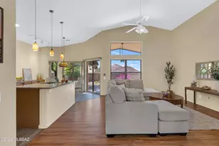 658 E Spanish Steps Dr, Tucson, AZ 85748 - Photo 4