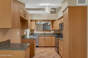 6300 N Willowbrook Dr Dr, Tucson, AZ 85704 - Photo 20