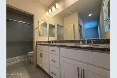 8829 N Sherry Cervi Way, Tucson, AZ 85743 - Photo 20