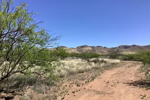 10323 E Rock Creek Ln, Pearce, AZ 85625 - Photo 28