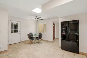 1193 N Corinthian Pl, Tucson, AZ 85715 - Photo 12