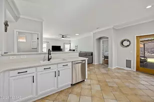 5520 W Crimson Bluff Dr, Marana, AZ 85658 - Photo 14