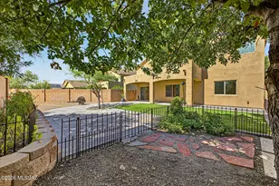 10454 E Rita Ranch Crossing Cir, Tucson, AZ 85747 - Photo 36