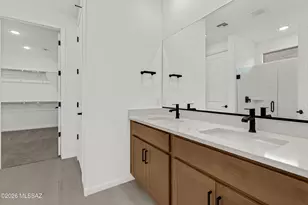 5942 E Benburb Ln, Tucson, AZ 85756 - Photo 10