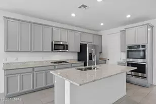 7971 S Bonanza Park Dr, Tucson, AZ 85747 - Photo 6