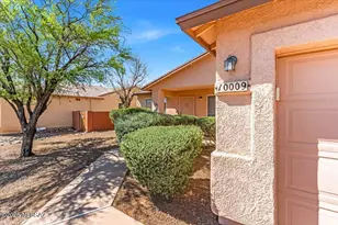 10009 E Moonstruck Way, Tucson, AZ 85747 - Photo 4