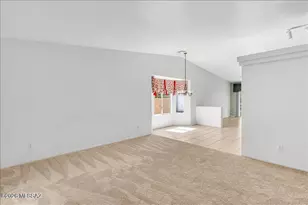 10009 E Moonstruck Way, Tucson, AZ 85747 - Photo 6