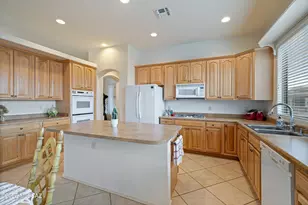 2299 W Calle Casas Lindas, Green Valley, AZ 85622 - Photo 12