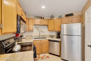 6655 N Canyon Crest Dr, Tucson, AZ 85750 - Photo 4