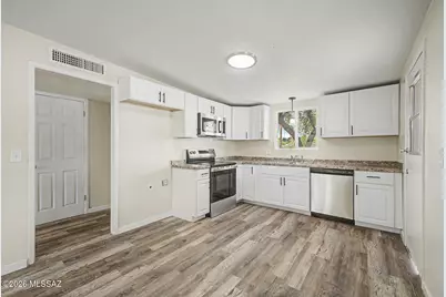 1310 W McMillan Place, Tucson, AZ 85705 - Photo 14
