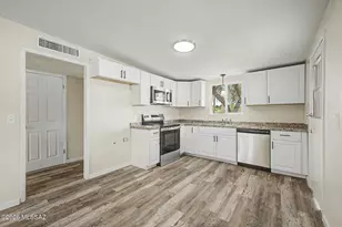 1310 W McMillan Pl, Tucson, AZ 85705 - Photo 14