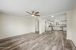 1310 W McMillan Pl, Tucson, AZ 85705 - Photo 10