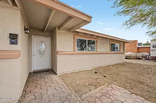 1310 W McMillan Pl, Tucson, AZ 85705 - Photo 2