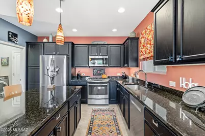 2197 E Apache Springs Lane, Green Valley, AZ 85614 - Photo 20