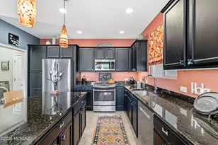 2197 E Apache Springs Ln, Green Valley, AZ 85614 - Photo 20