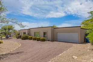 7734 E Oakwood Cir, Tucson, AZ 85750 - Photo 2