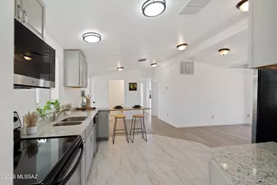 49246 E Tres Lomas Drive, Saddlebrooke, AZ 85739 - Photo 16