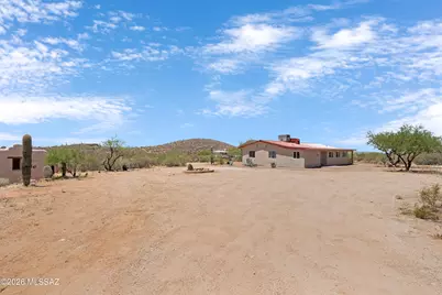 49246 E Tres Lomas Drive, Saddlebrooke, AZ 85739 - Photo 10