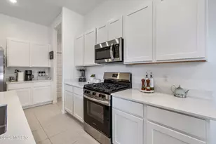 7049 W Star Garden Way, Tucson, AZ 85757 - Photo 8