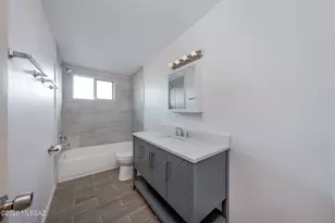 8032 E Victoria Dr, Tucson, AZ 85730 - Photo 14