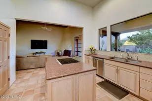 6031 E Country Club Vista Dr, Tucson, AZ 85750 - Photo 24