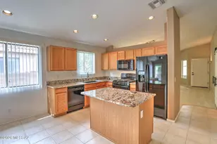 11336 N Flat Granite Dr, Oro Valley, AZ 85737 - Photo 10