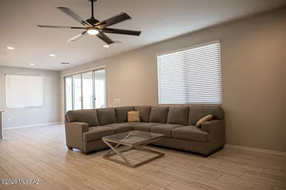 12224 N Amberwood Place, Marana, AZ 85653 - Photo 6