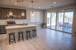 12224 N Amberwood Pl, Marana, AZ 85653 - Photo 4