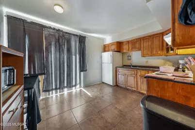 2275 W Dakota Street, Tucson, AZ 85746 - Photo 22