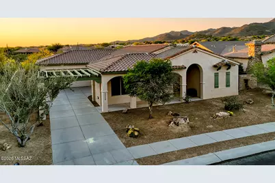 12953 N High Hawk Drive, Marana, AZ 85658 - Photo 2