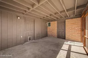 2242 W Calle Comodo, Tucson, AZ 85705 - Photo 22