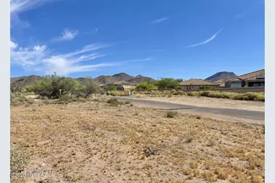13085 N Tortolita Road, Marana, AZ 85658 - Photo 10