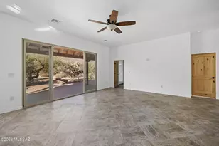 11025 E Ocotillo Dr, Tucson, AZ 85749 - Photo 10