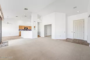 4901 S Meadow Ridge Dr, Green Valley, AZ 85622 - Photo 6