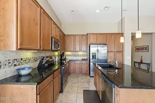 31271 S Hildogo Dr, Oracle, AZ 85623 - Photo 14