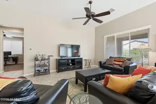 31271 S Hildogo Dr, Oracle, AZ 85623 - Photo 8